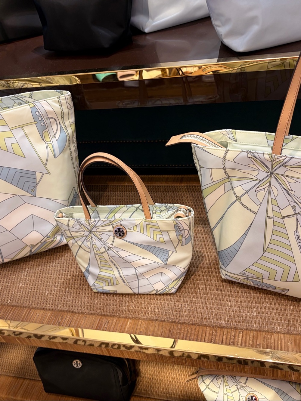 Tory Burch mint sailboat spiral Tote nylon tote bag zip closure logo large size - Picture 4 of 5